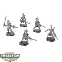 Aeldari - 5 Dire Avengers - unbemalt