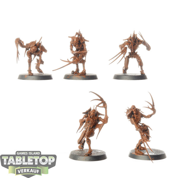 Necrons - 5 Flayed Ones - grundiert