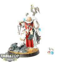 Space Marines - Apothecary - bemalt