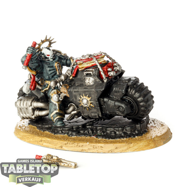 Space Marines - Chaplain on Bike - bemalt