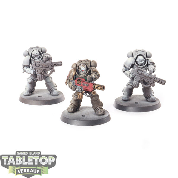 Dark Angels - 3 x Primaris Eradicators - teilweise bemalt