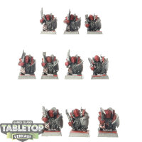 Chaos Dwarfs - 10x Infernal Guard Ironsworn - bemalt