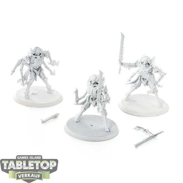 Ossiarch Bonereapers - 3 Necropolis Stalkers - grundiert