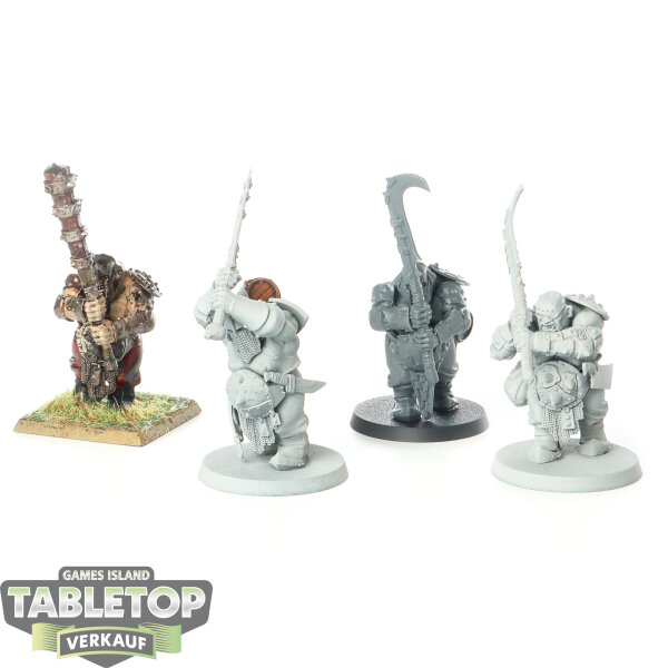 Ogor Mawtribes - 4x Ironguts - teilweise bemalt
