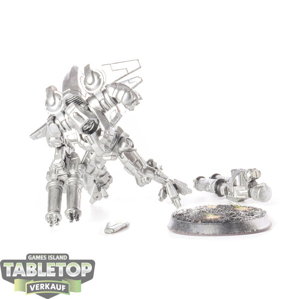 Tau Empire - Tau XV9 with Twin-linked Burst Cannon - grundiert