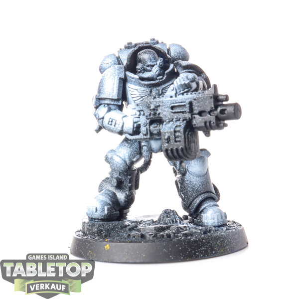 Space Marines - Brother Acules - teilweise bemalt