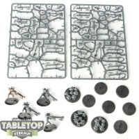 Necrons - 10x Necron Warriors - teilweise gebaut