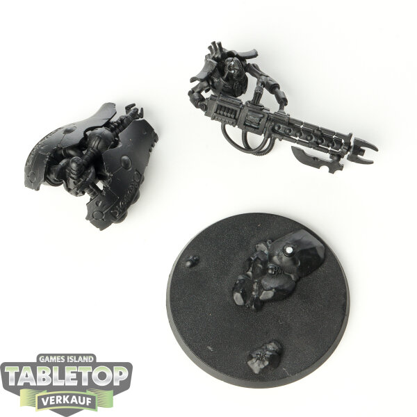 Necrons - Lokhust Heavy Destroyer - grundiert