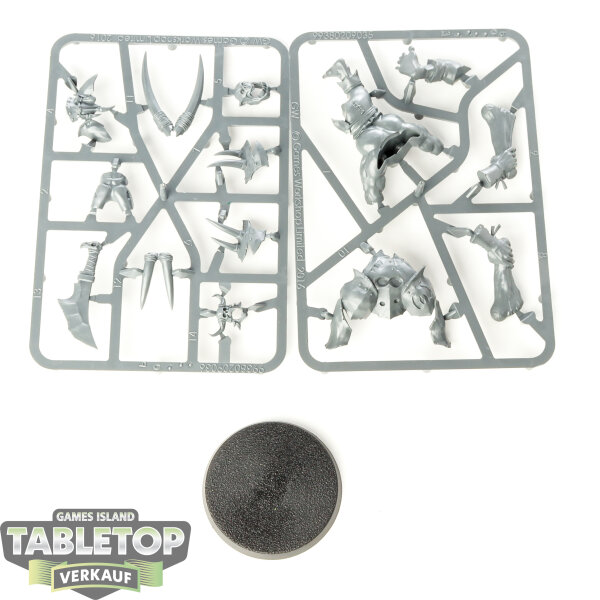 Orruk Warclans - Warchanter - im Gussrahmen