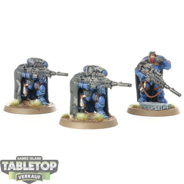 Space Marines - 3 Eliminators - bemalt