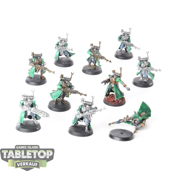 Adeptus Mechanicus - 10 Skitarii Vanguard - bemalt