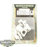 Orks - Ork Nobz in Eavy Armour - Originalverpackt / Neu