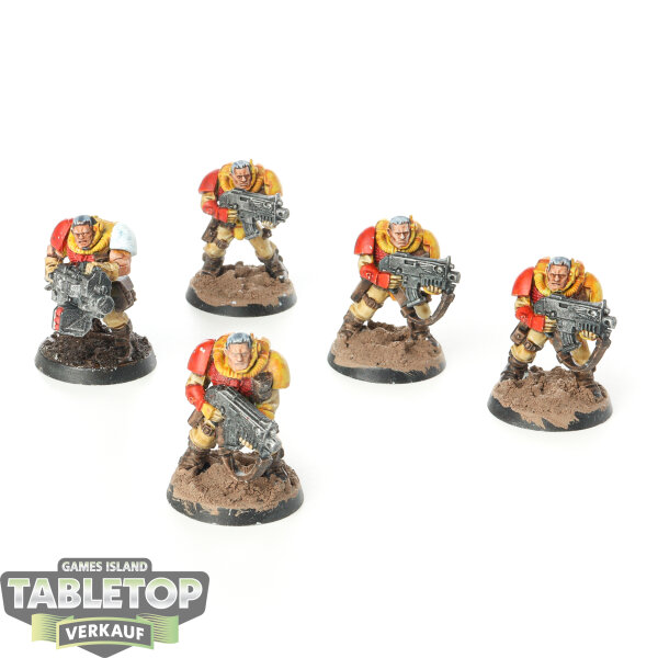 Space Marines - 5x Scouts klassisch - bemalt