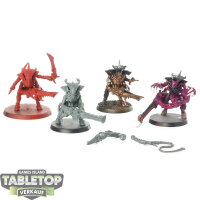 Tyraniden - 4 Tyranid Warriors - teilweise bemalt