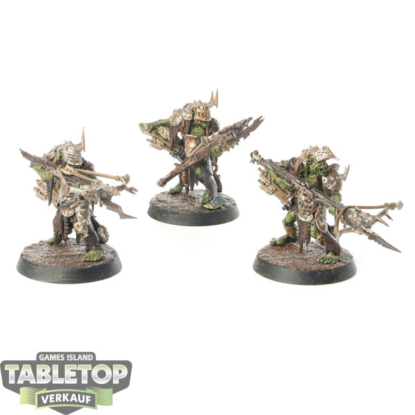 Orruk Warclans - 3 Man-Skewer Boltboyz - teilweise bemalt
