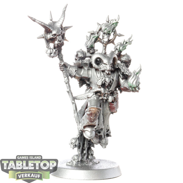 Chaos Space Marines - Master of Possession - grundiert