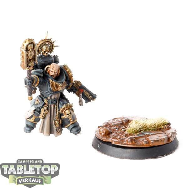 Space Marines - Primaris Chaplain - bemalt