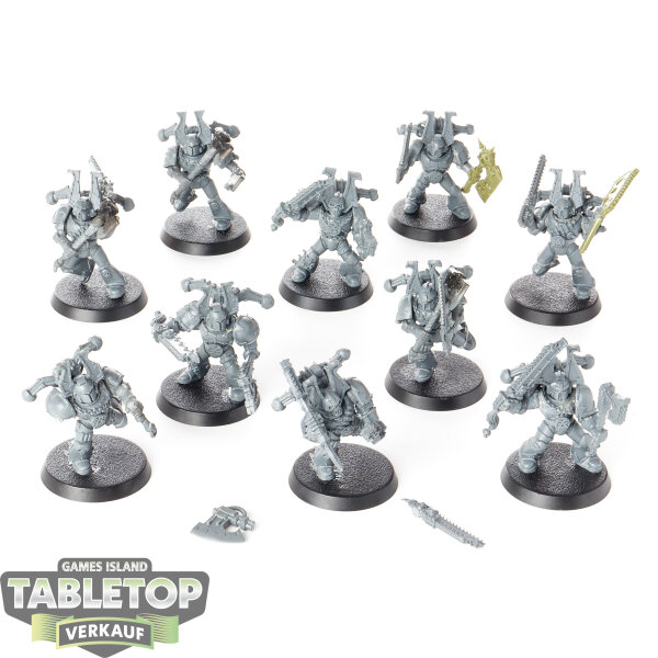 Chaos Space Marines - 10 Khorne Berzerkers classic - teilweise bemalt