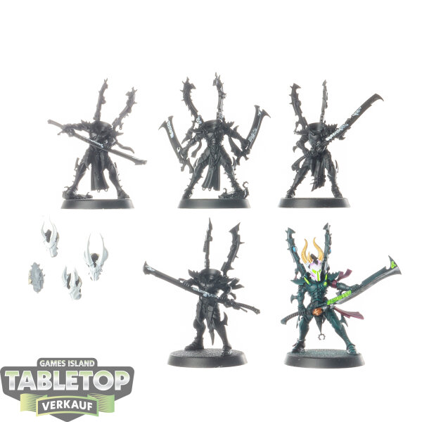 Drukhari - 5x Incubi - teilweise bemalt