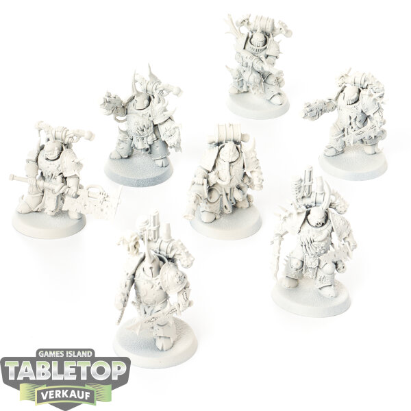 Death Guard - 7 Plague Marines - grundiert