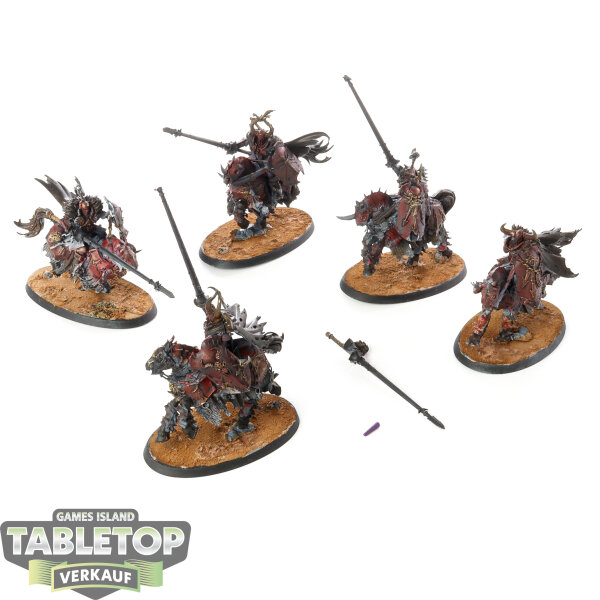 Slaves to Darkness - 5 Chaos Knights - bemalt