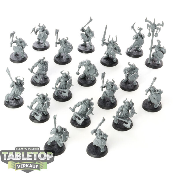 Slaves to Darkness - 20x Chaos Marauders - unbemalt