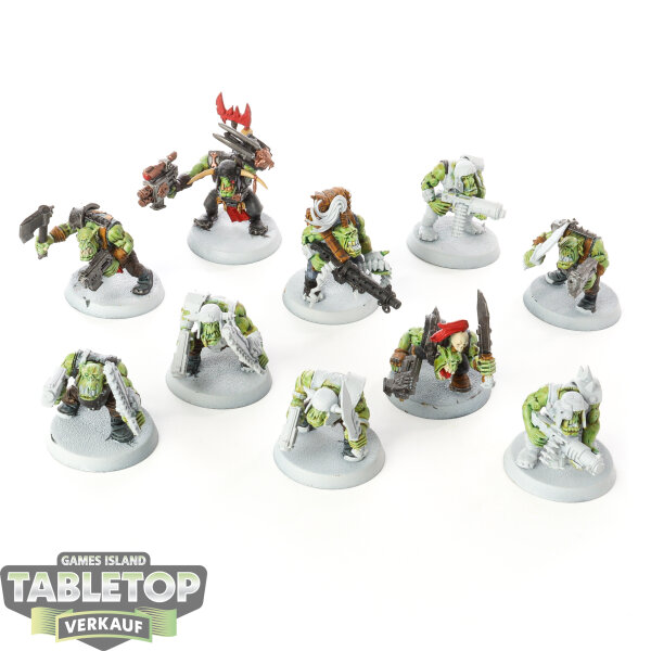 Orks - 10x Ork Boyz - teilweise bemalt