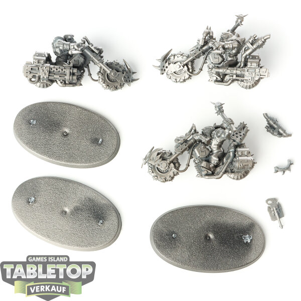 Orks - 3x Ork Warbiker Mob - grundiert