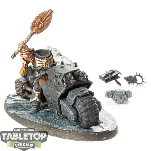 White Scars - Chaplain on Bike - teilweise bemalt