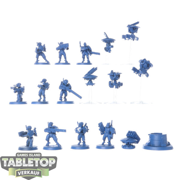 Tau Empire - 10 x Fire Warriors Strike Team - grundiert