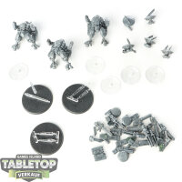 Tau Empire - 3 x XV8 Crisis Battlesuit Team - unbemalt