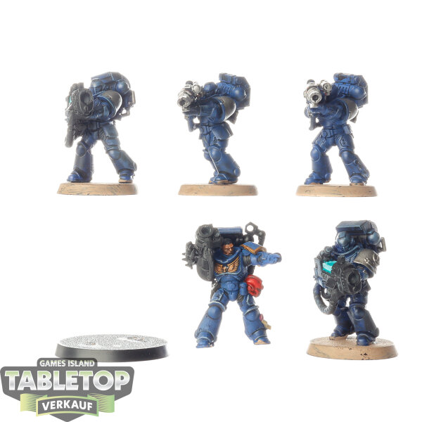 Ultramarines - 5 Devastator Squad - teilweise bemalt