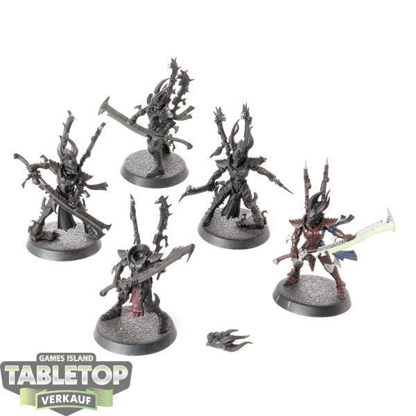 Drukhari - 5x Incubi - teilweise bemalt