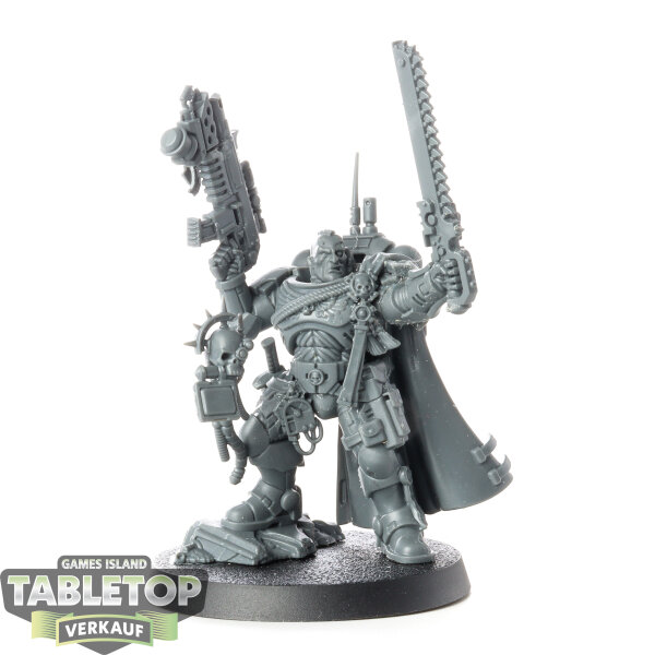 Space Marines - Captain in Phobos Armour - unbemalt