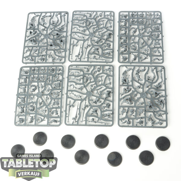 Gloomspite Gitz - 10 Squig Hoppers - im Gussrahmen