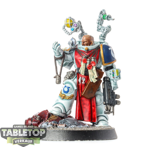 Ultramarines - Apothecary - bemalt