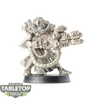 Adepta Sororitas - Sister of Battle with Special Weapon -...