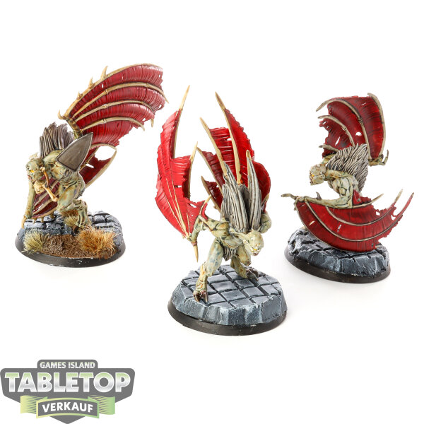 Flesh-eater Courts - 3 x Crypt Flayers - bemalt