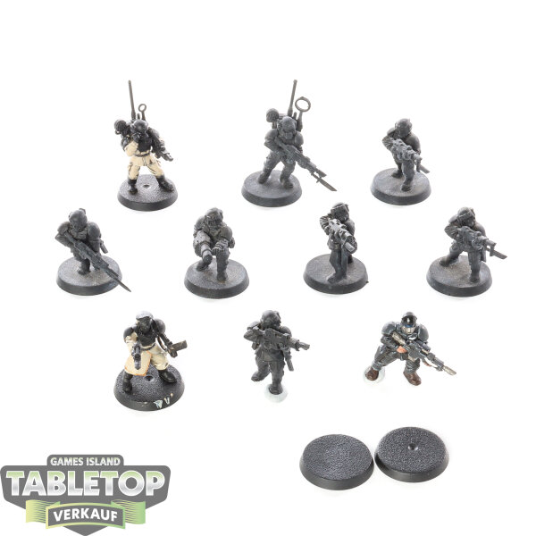 Astra Militarum -  10 Cadian Shock Troops klassisch - unbemalt