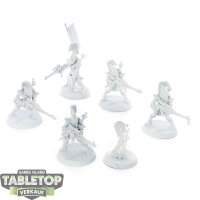Aeldari - 5 Dire Avengers - grundiert