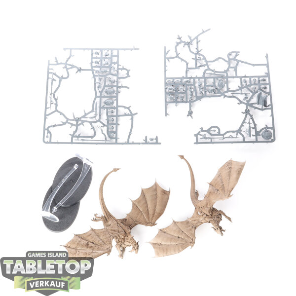 Stormcast Eternals - 2x Stormdrake Guard - teilweise gebaut