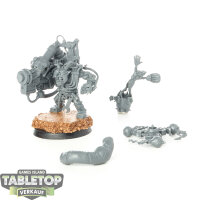 Orks - Big Mek with Shokk Attack Gun - teilweise gebaut