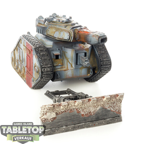 Astra Militarum - Leman Russ Battle Tank - bemalt