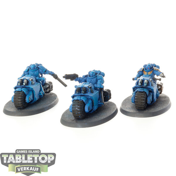 Space Marines - 3x Outriders - teilweise bemalt