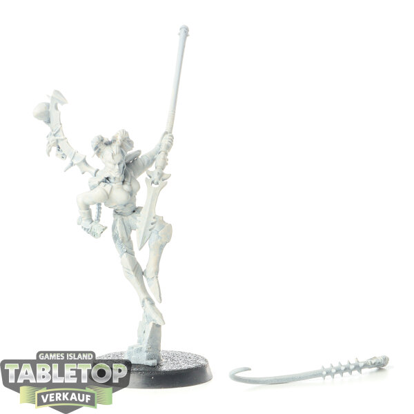 Drukhari - Succubus Eigenbau - grundiert