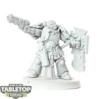 Space Marines - Lieutenant with Storm Shield - grundiert
