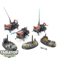 Adeptus Custodes - 3 Vertus Praetors - teilweise bemalt