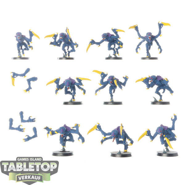 Tyraniden - 10 Genestealers klassisch - bemalt