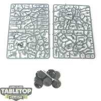 World Eaters - 10 Jakhals - im Gussrahmen
