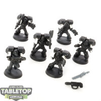 Black Templars - 6x Assault Marines - teilweise bemalt